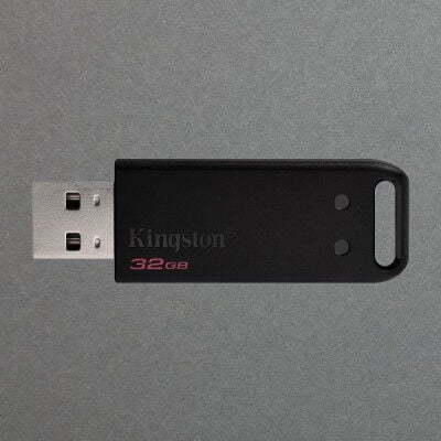 KINGSTON 32GB USB2.0 SİYAHI USB BELLEK
