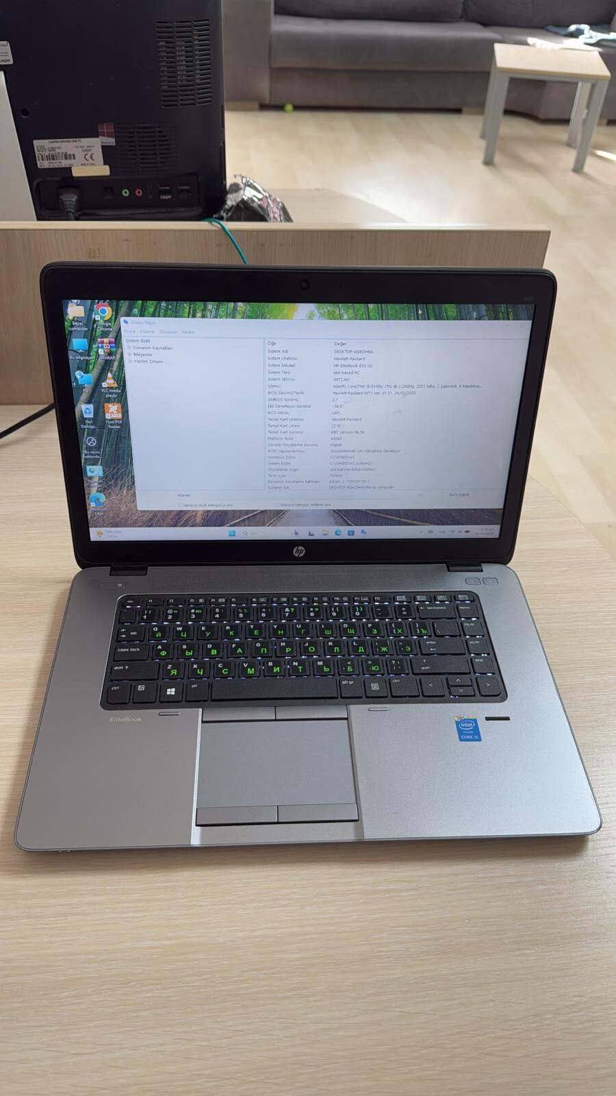 hp elitebook 850 g2 intel 5 5200 u  , 8/128 GB ( 2 EL )